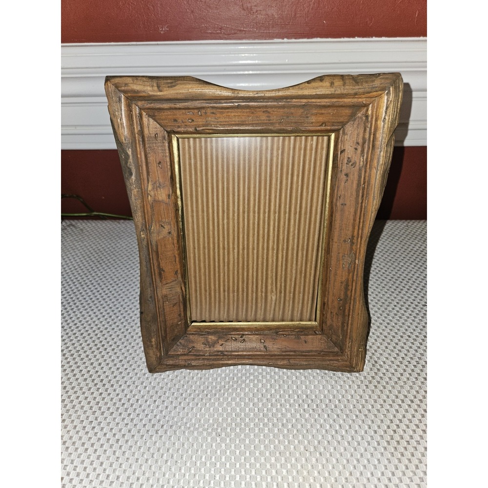 Vintage Look Wooden Frame for 5x7  Pictures  Stand For Display Rustic Natural